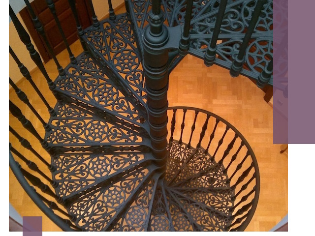 Винтовые лестницы под ключ в Краснокаменске: производство и монтаж