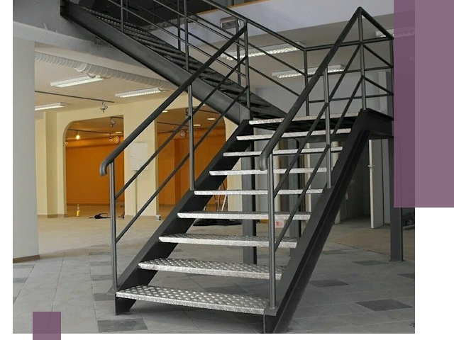 Лестницы для офиса в Краснокаменске: изготовление, монтаж, демонтаж