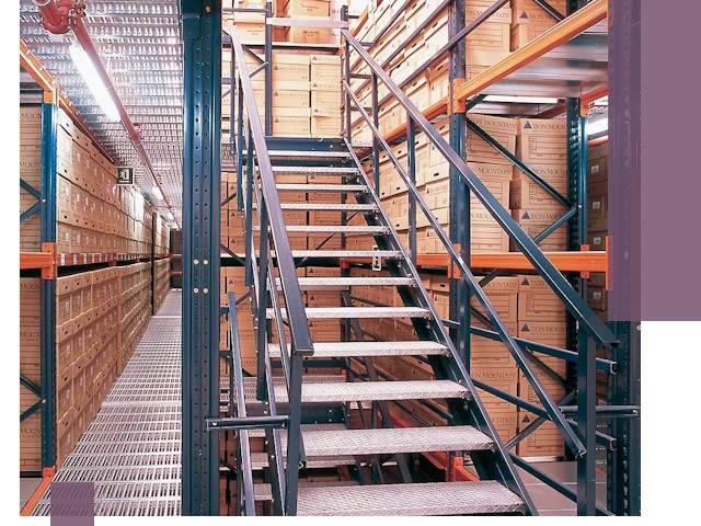 Лестницы складские прочные и безопасные под ключ в Краснокаменске