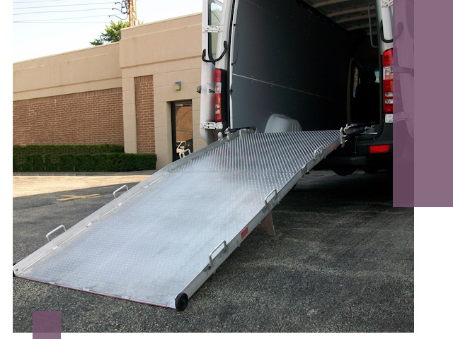 Мобильные пандусы в Краснокаменске — производство, монтаж и аренда