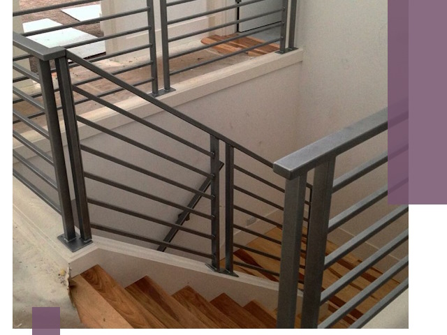 Изготовление поручней из металла и дерева в Краснокаменске