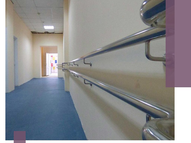 Поручни для инвалидов в Краснокаменске: изготовление и монтаж